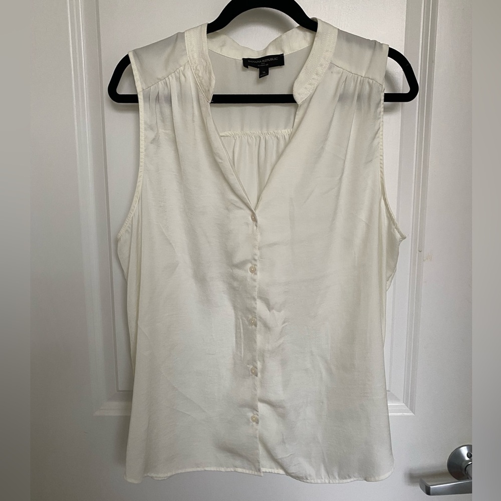 Banana Republic Factory Sleeveless White Blouse | Size XL